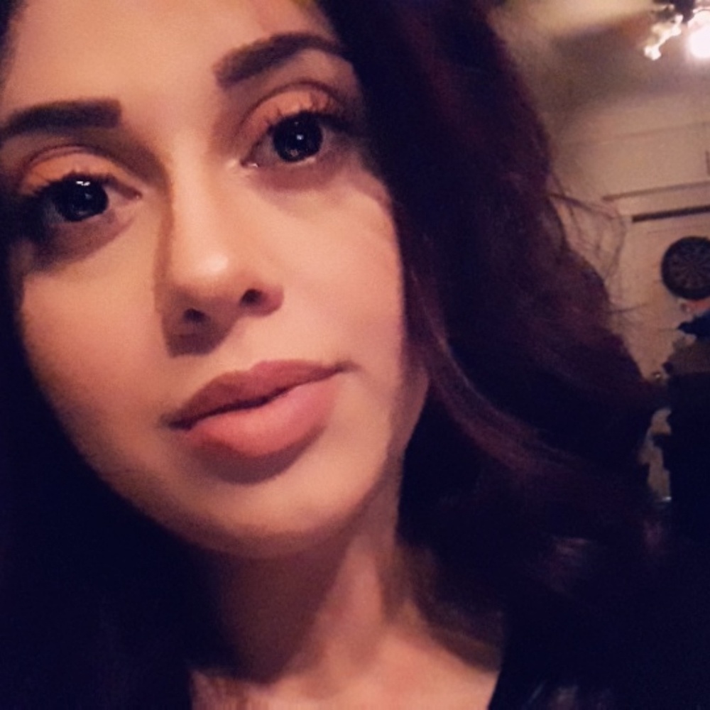 Meet your Posher, Whitney